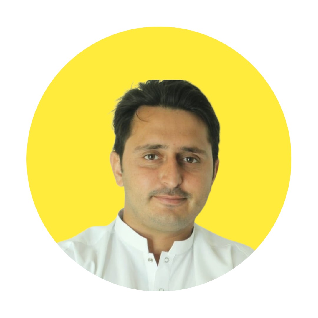 A professional photo of Yaqoob Shah